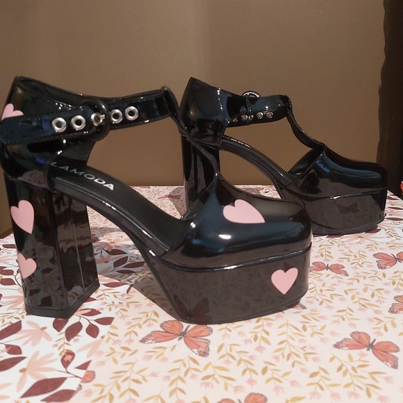Lamoda Platform Heels - Picture 1 of 3